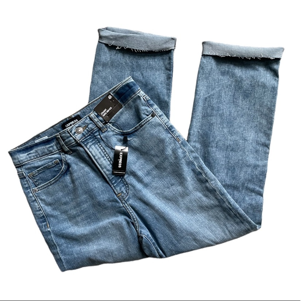 Express Straight Super High Rise Distressed Jeans